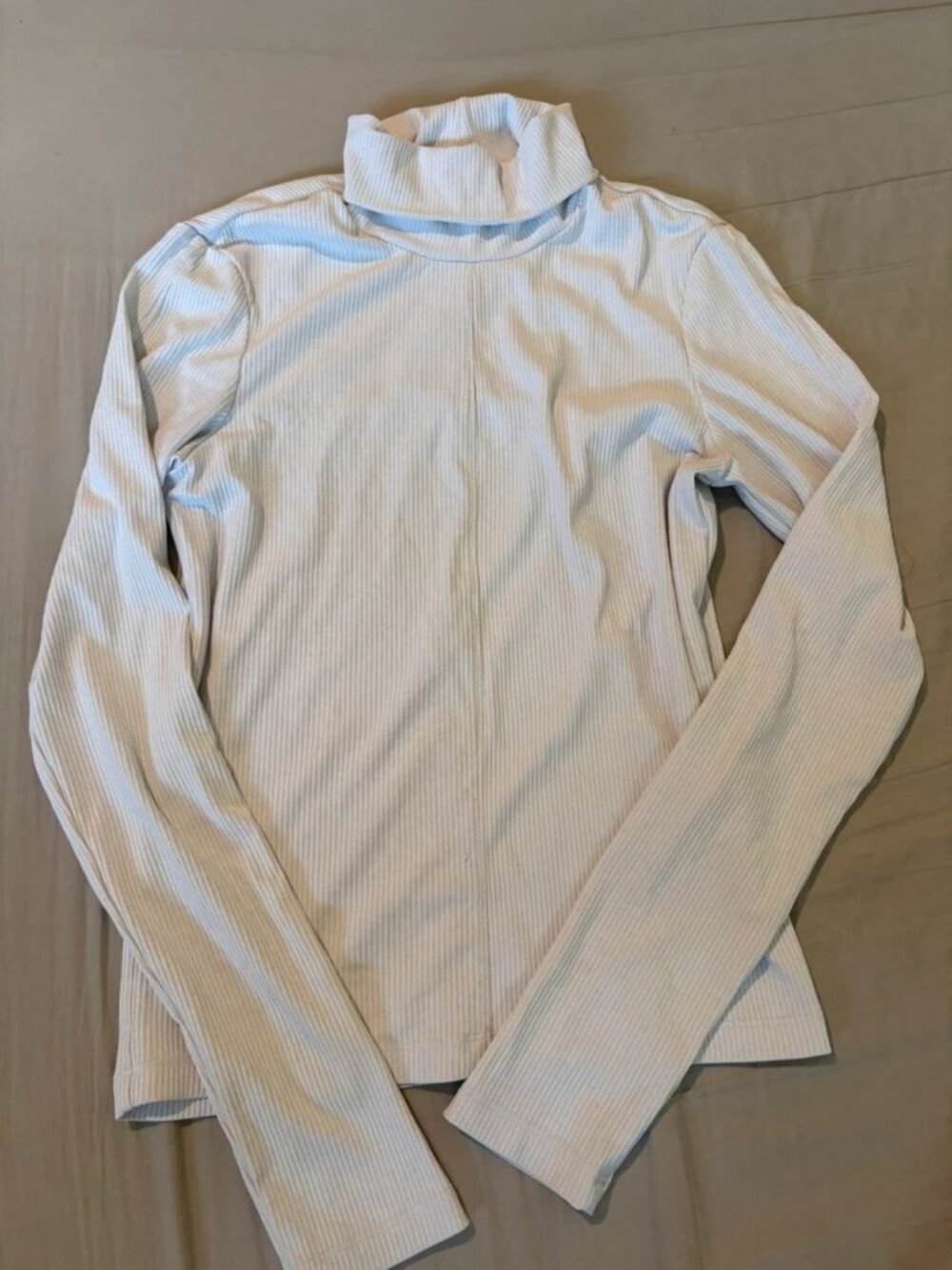 Women's White Ribbed Long Sleeve Turtleneck Top S / US 4–6